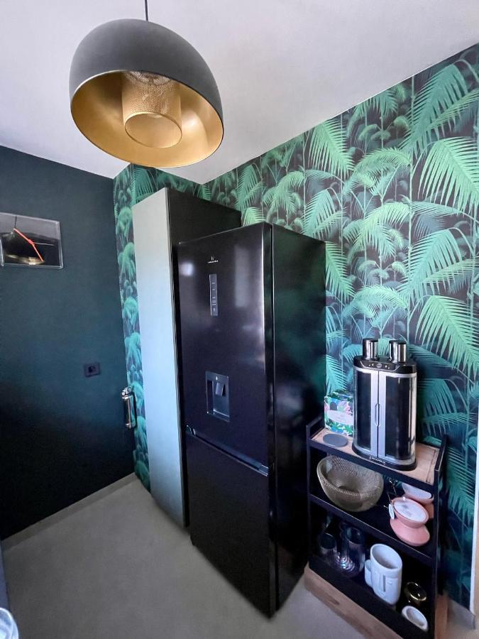 Appartement De Caractere Avec Jacuzzi เฟรฌูส ภายนอก รูปภาพ